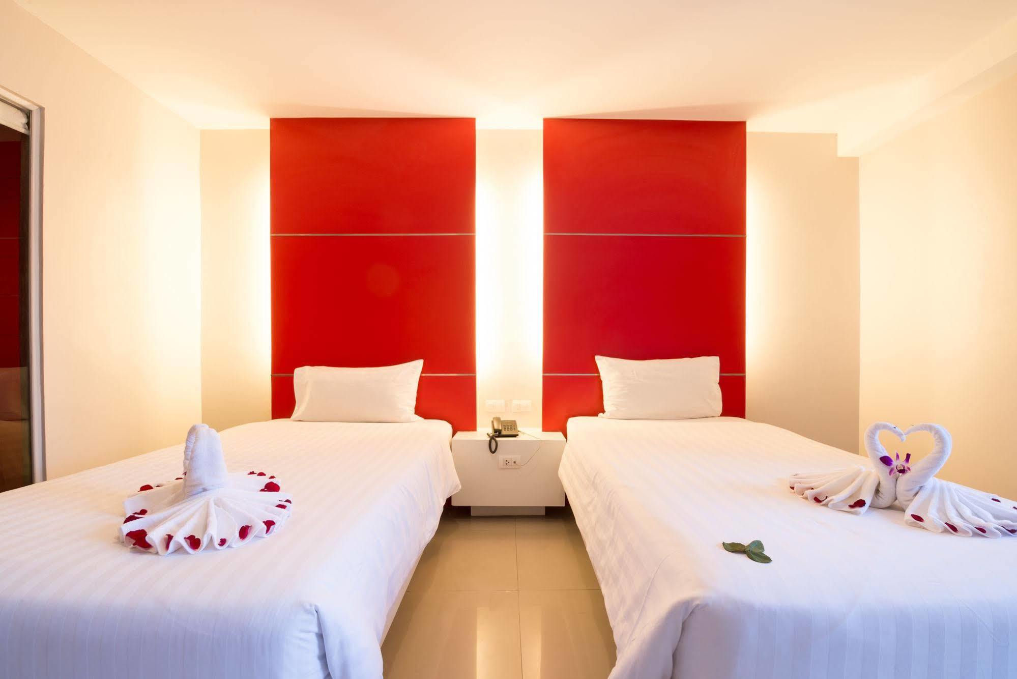 Alfresco Phuket Hotel Patong Eksteriør bilde