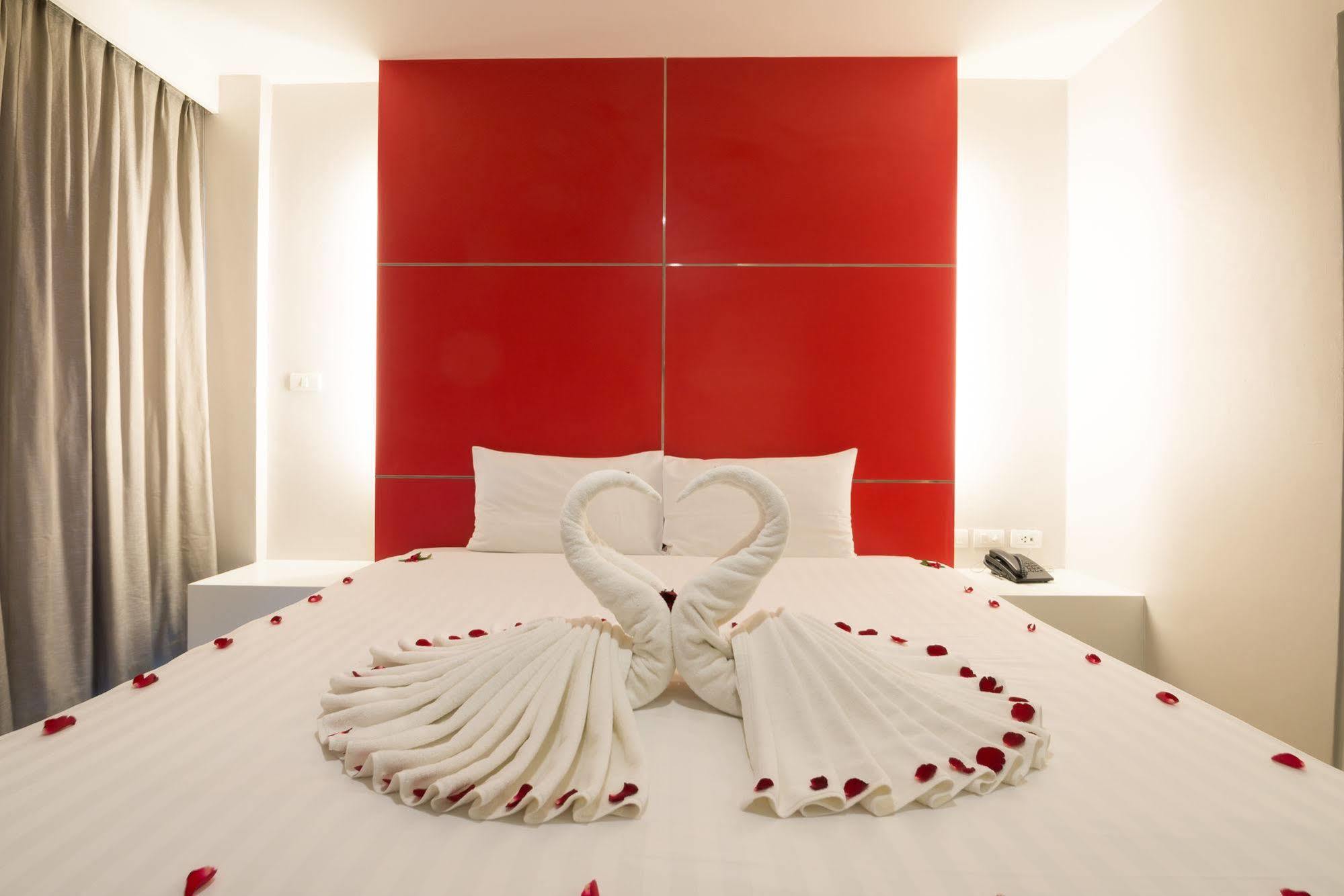 Alfresco Phuket Hotel Patong Eksteriør bilde